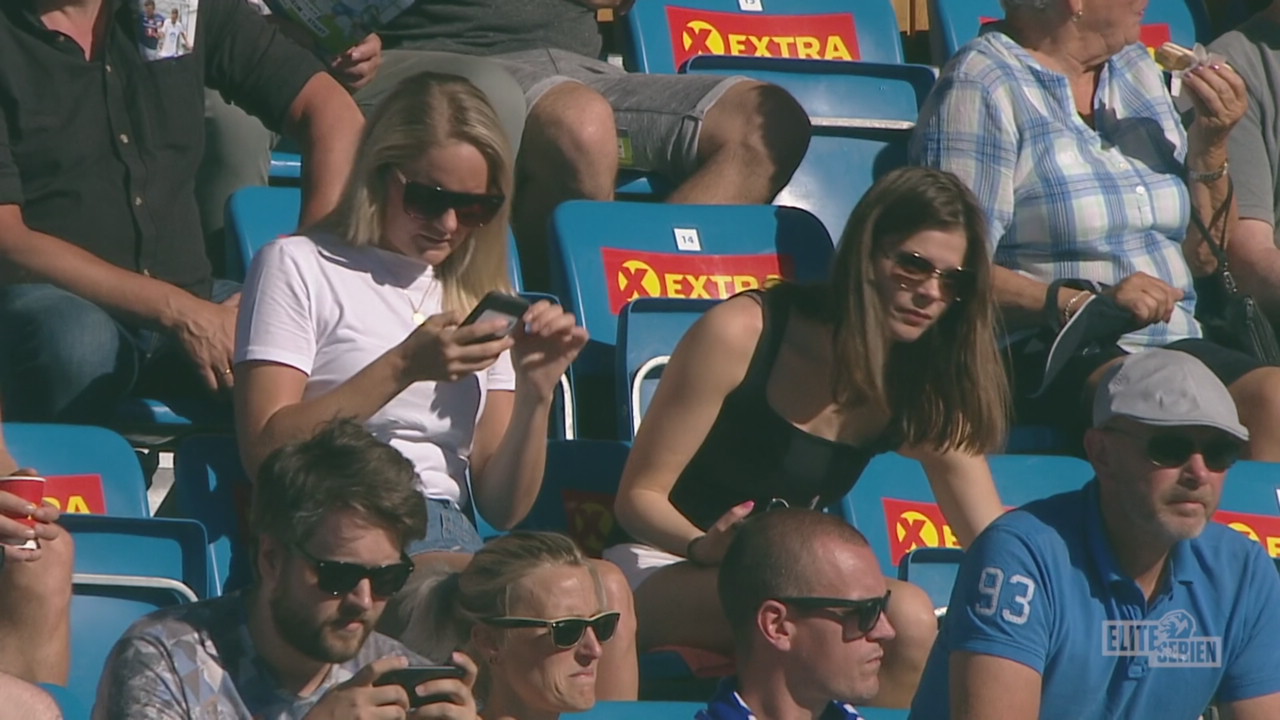 HL_ES_R15_RAN_STA_2___0_5b391b5230658.mp4